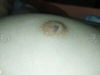 猥琐摄影师带小嫩模去香港拍写真 找机会下药迷翻带回酒店各种姿势啪啪啪