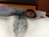 猥琐摄影师带小嫩模去香港拍写真 找机会下药迷翻带回酒店各种姿势啪啪啪