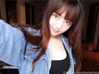 留学巨乳嫩妹付费订阅福利