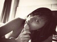 【最新性爱泄密2021】漂亮华裔人妻被渣男法国丈夫与朋友淫荡3P性爱私拍流出 骑乘怼操 高清私拍1427P 高清720P版 上