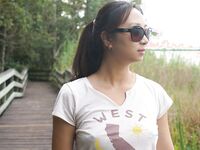 【最新性爱泄密2021】漂亮华裔人妻被渣男法国丈夫与朋友淫荡3P性爱私拍流出 骑乘怼操 高清私拍1427P 高清720P版 上