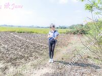 学校附近村庄路口大尺度露出