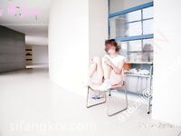 小师妹全裸露出带你游览学校