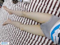 【真实灌醉】迷玩COSPLAY的社团气质小美女，极品大长腿