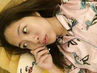 最新破解良家小媳妇没有男人，自己在家自慰