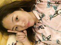 最新破解良家小媳妇没有男人，自己在家自慰