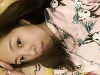 最新破解良家小媳妇没有男人，自己在家自慰