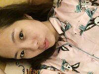 最新破解良家小媳妇没有男人，自己在家自慰