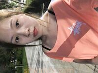 最新破解良家小媳妇没有男人，自己在家自慰