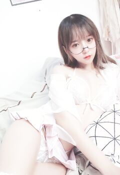 No.014 米线 - 粉裙 [22P 19M]