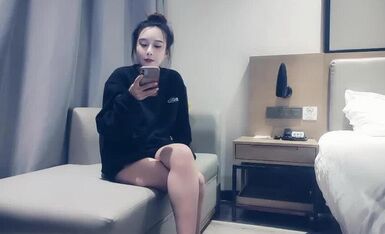 [主播探花] 2021-04-16 七天高端外围04-16十八线小明星