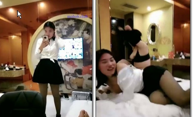 兩對夫妻賓館開房交流,臊婦味道十足,第一次就給了表弟,嫌棄弟弟時間太短,就三分鍾