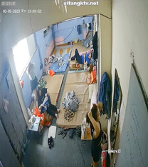 私房最新流出2023 黑客破解攝像頭偷拍 多場合家庭宿舍廁所更衣洗澡 (34)