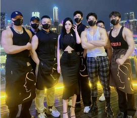 《頂級⭐重磅☛會所首發》推特反差變態泛性戀資深腐女【Eve_S8899】超強精液聖水調教男M女M綠帽奴3P雙飛身材杠杠滴460P（1）