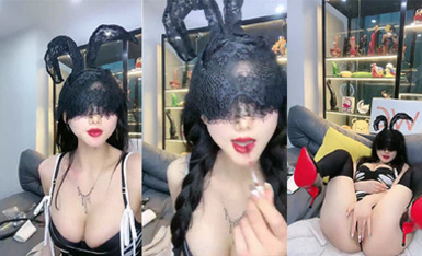 極品巨乳魅魔主播@婢女 尺度福利秀