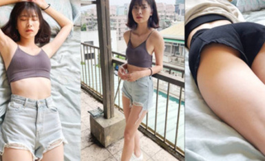 《嫩模私拍泄密》學院派系列！全是極品美乳長腿清純大學生美眉，換衣時被偸拍攝影師加錢對著大長腿擼射無水4K原版全套 合集（3）