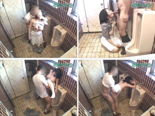 SDの1919go經典：大屌男混用公廁偶遇醉酒白嫩巨乳少婦扒衣脫褲各種姿勢啪