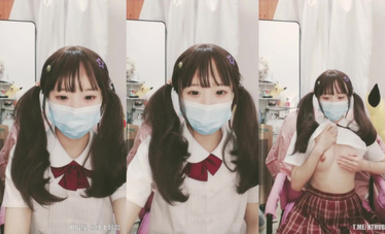 高顏值清純00後福利姬【香蕉不吶吶】 最新VIP訂閱直播福利 (1)