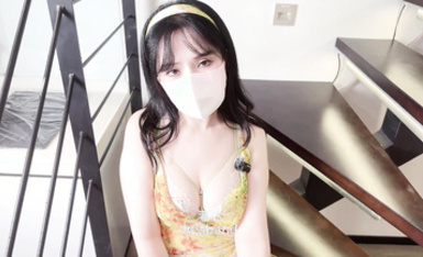 清純女神〖櫻空桃桃〗桃桃對肉棒的侍奉～淫聲連連～浪叫到內射～網紅戰袍又純又欲 攻速拉滿！