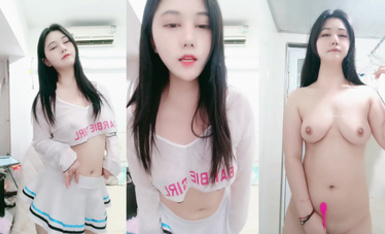 超白嫩肉感高顏值女神 如此哇哦 (1)