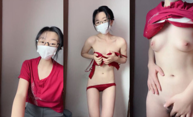 重磅核彈，20小時大禮包極品良家【夏天的童話】合集(12天)，淫盪眼鏡姐姐的誘惑，極品反差婊，好騷啊！ (3)