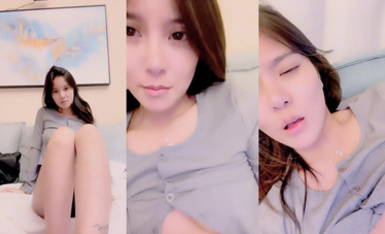 2024年2月新作，【我想吃草莓】，172極品尤物，御姐范風情萬種，這大長腿家中脫光盡情搖擺 (5)