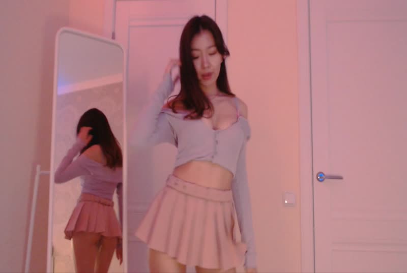 主播 Iamaime 多天直播视频 (9)