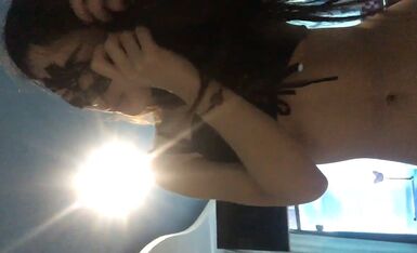 撩妹大神 餐厅搭讪大胸妹子直接回家啪啪 不服不行