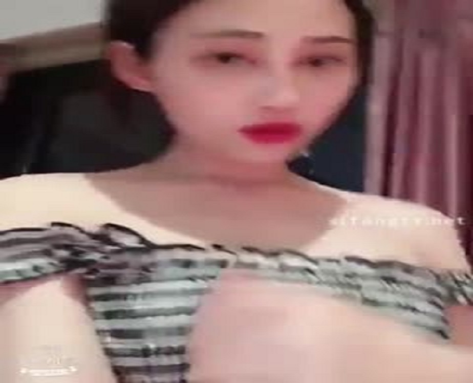 约操极品淫妻大尺度性爱私拍流出 多姿势抽插 豪乳女神篇 完美露脸 高清私拍 (10)