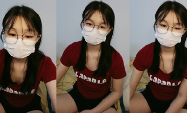 清純粉嫩眼鏡娘@酒窩小妹 尺度福利秀 (2)