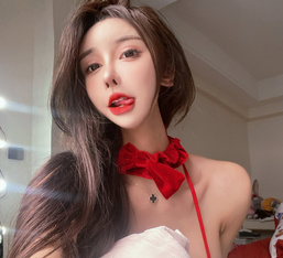 174cm高挑身材絕美容顏女神范兒名媛TS「戴欣桐」「小草莓」精華小合集 到無知的直男體育生家裡口爆(1)