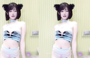 Stripchat虎牙女神【你的小狗】千元定製，超高顏值可愛型，私定~露臉全裸塞跳蛋裸舞挑逗~必擼佳作 (2)