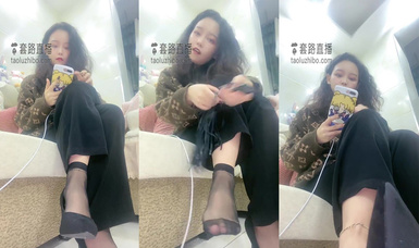 高顏值絲足御姐@豆滿月 辱罵榨精作合集 (1)