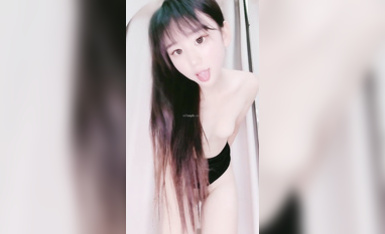 【水槍噴】又騷又嗲！身材極好的漂亮學妹！激情裸舞_道具自慰 (9)