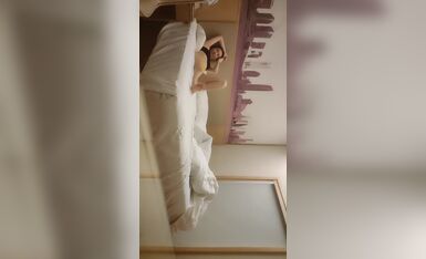 问柳探花深夜马尾辫外围小少妇，翘起屁股舔屌深喉，上位骑乘主动套弄，没几下就给高射走人