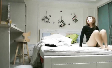 應兄弟們要求，健身室妹子第二炮，粉嘟嘟胴體干起來格外過癮，水聲呻吟聲銷魂誘人