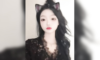 長沙市申雅琴從水電八局高技輟學下海 抖音談價傍金主火爆網路成騷雞傳奇