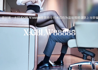 推特【隔壁老王】紳士范大神調教玩肏極品翹臀女神 (3)