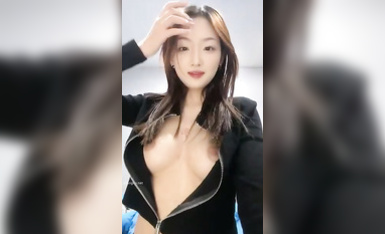 19歲極品小母狗，身材超棒，被猥瑣男調教蹂躪，各種道具齊上陣，高潮嬌喘不斷 (15)